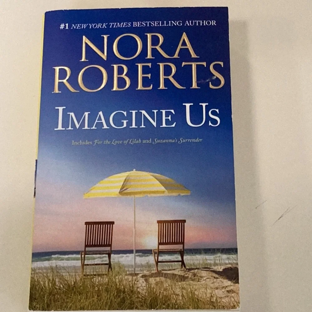 NORA ROBERTS 8 Book Bundle - Picture 2 of 8